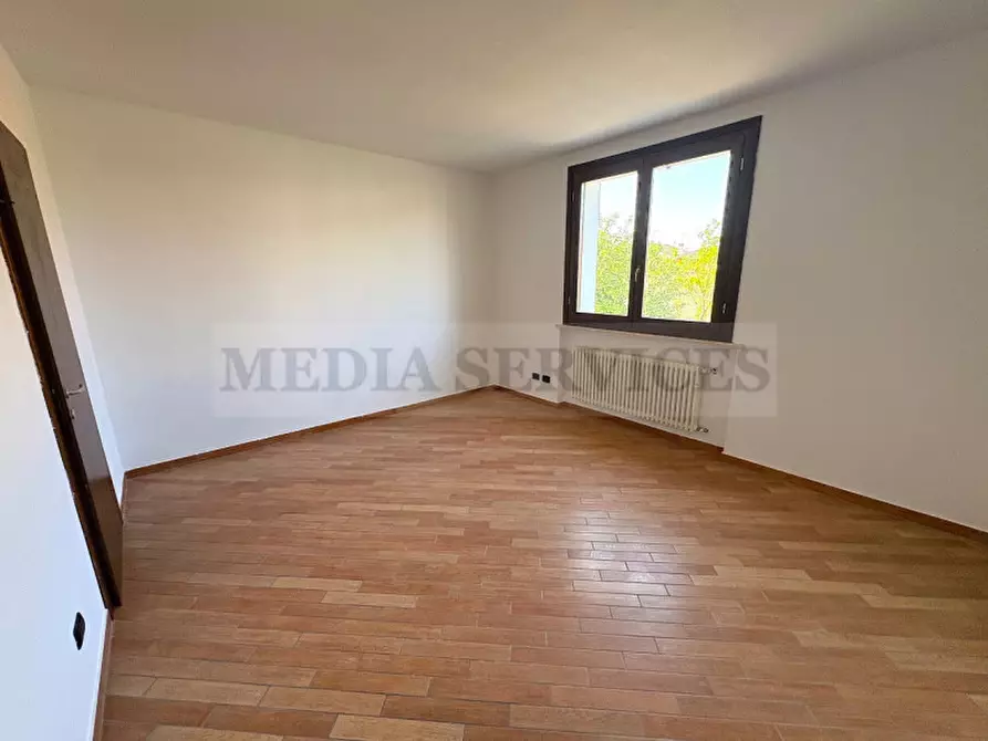 Immagine 14 di Villa in vendita  in via Roma n° 35 a Tromello
