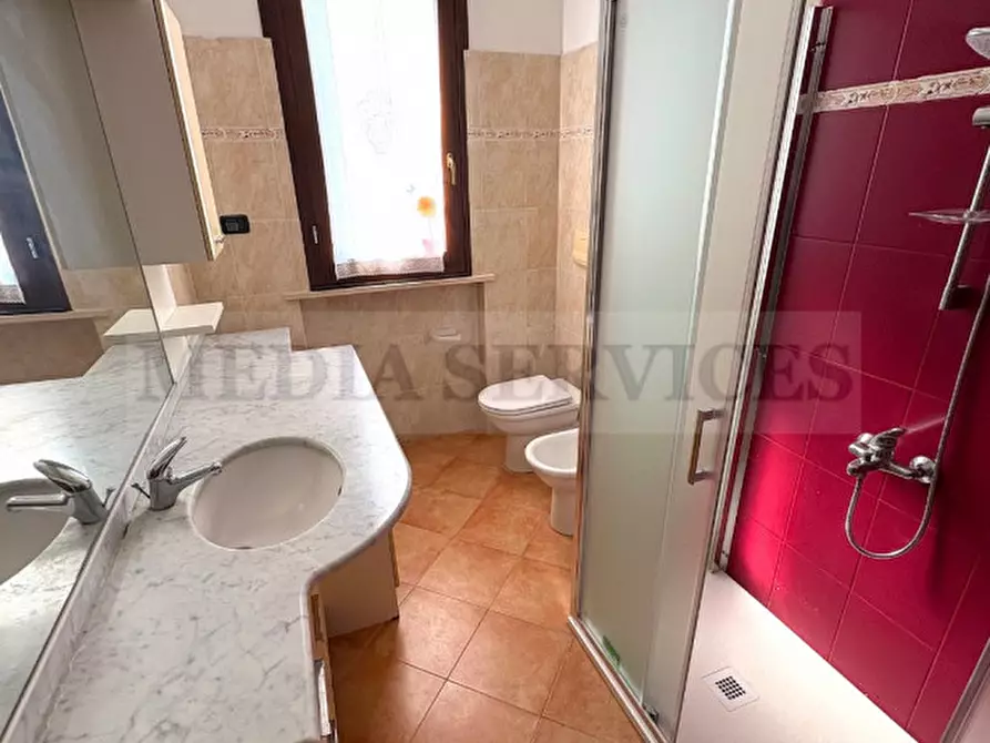 Immagine 15 di Villa in vendita  in via Roma n° 35 a Tromello