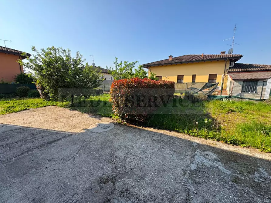 Immagine 36 di Villa in vendita  in via Roma n° 35 a Tromello