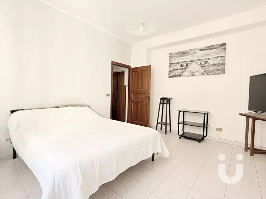 Immagine 4 di Appartamento in vendita  in Viale Paolo Orlando a Roma