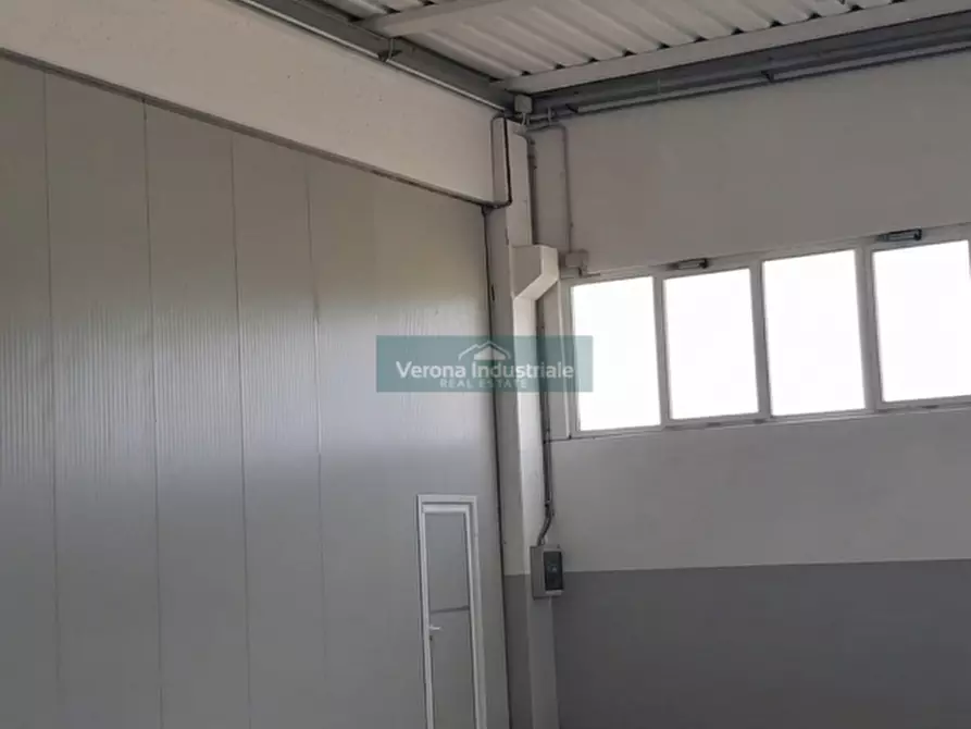 Immagine 2 di Capannone industriale in vendita  in Trevenzuolo a Trevenzuolo