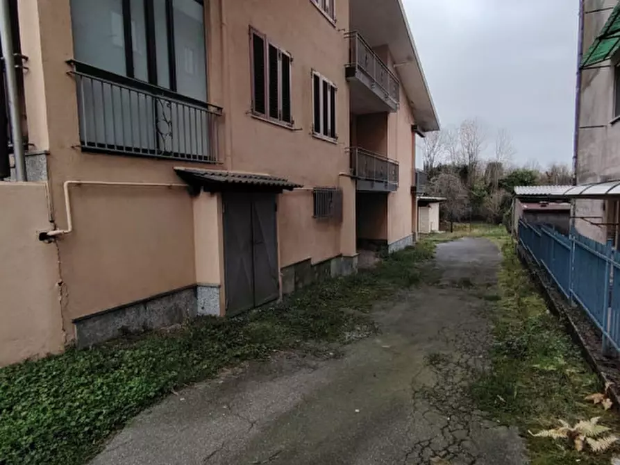 Immagine 4 di Casa bifamiliare in vendita  in Corso G. Matteotti, 325 a Serravalle Sesia