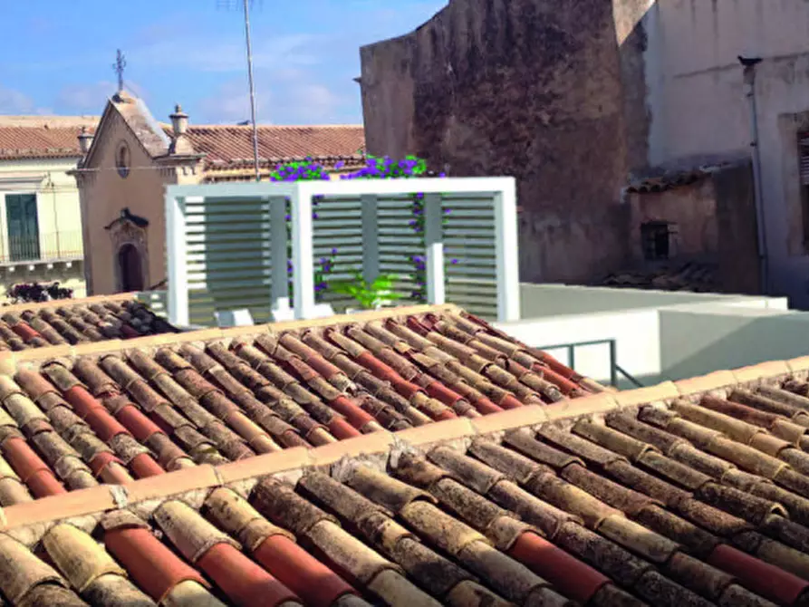 Immagine 1 di Casa indipendente in vendita  in Piazza Francesco Crispi a Noto