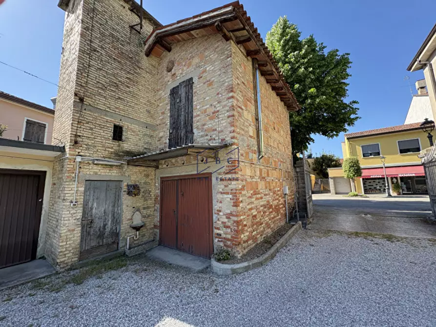 Immagine 15 di Appartamento in vendita  in Piazza Aldo Moro 15 a Santo Stino Di Livenza