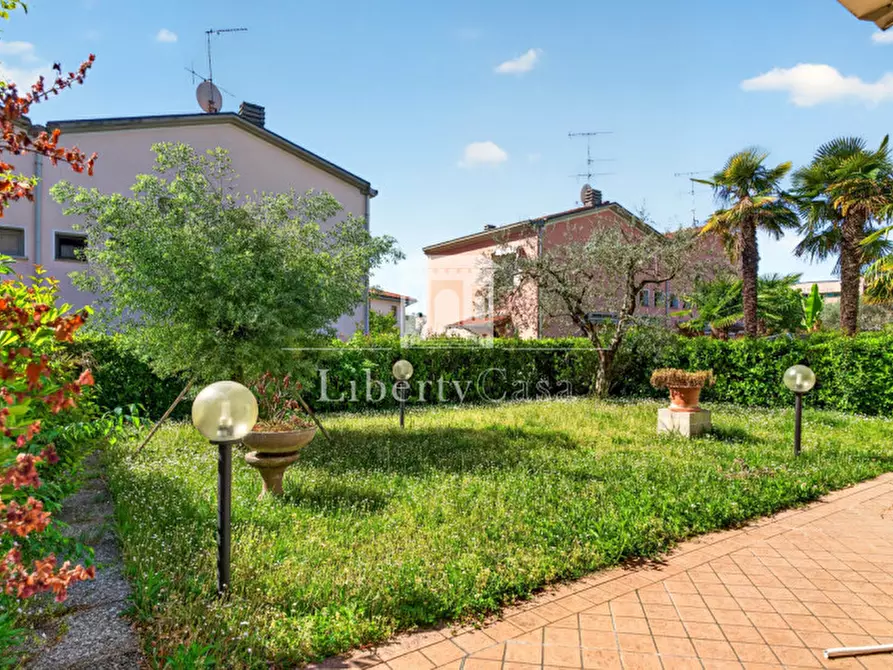 Immagine 5 di Casa bifamiliare in vendita  in Via Camillo Golgi a Salò