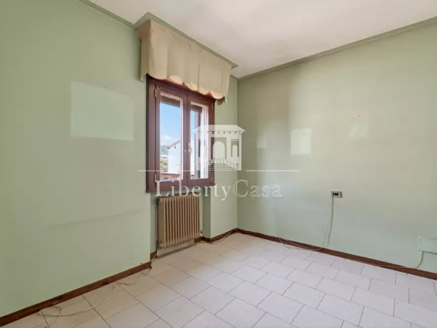 Immagine 13 di Casa bifamiliare in vendita  in Via Camillo Golgi a Salò