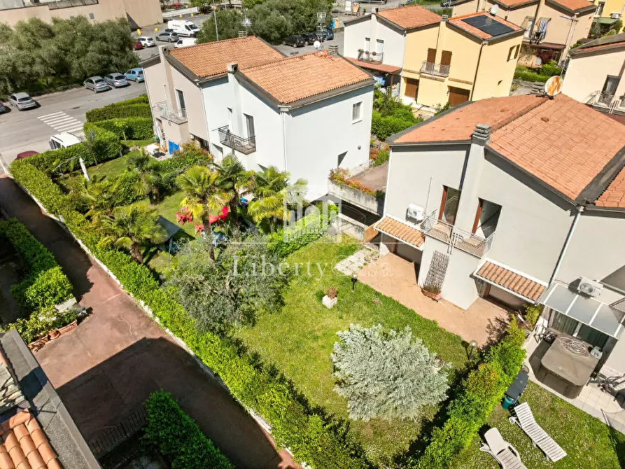 Immagine 18 di Casa bifamiliare in vendita  in Via Camillo Golgi a Salò