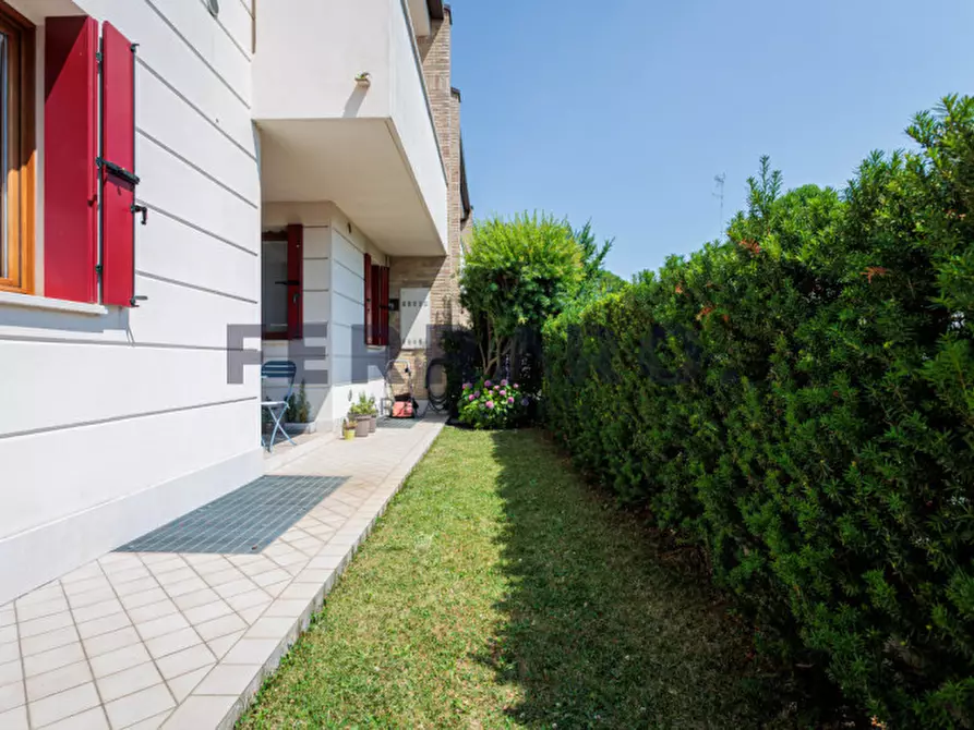 Immagine 9 di Appartamento in vendita  in Via Nascimben a Treviso