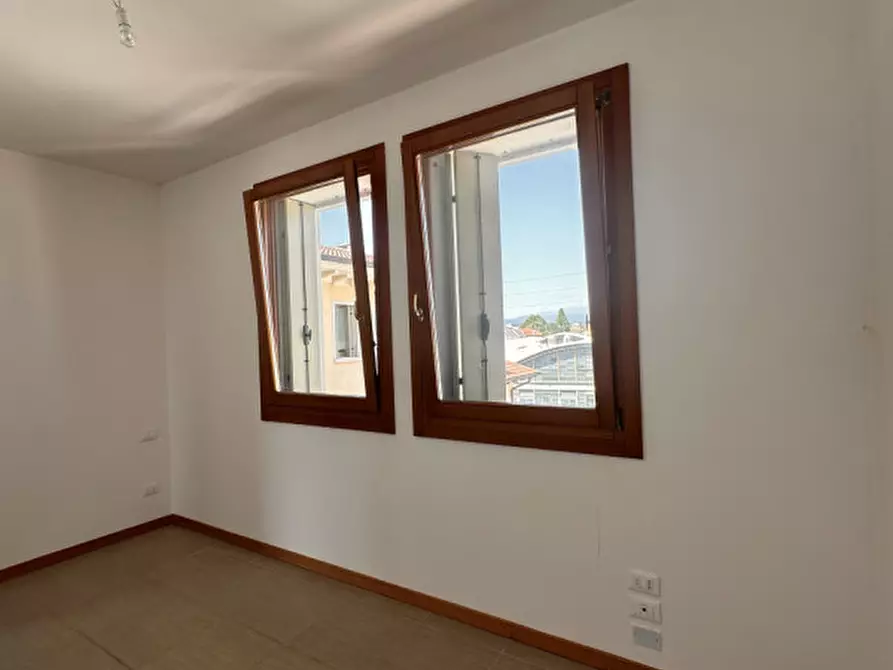 Immagine 17 di Appartamento in vendita  in Piazza Redentore 98 a Dueville