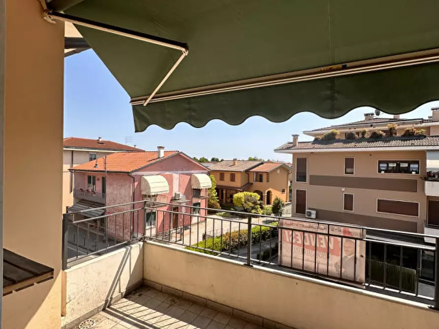 Immagine 23 di Appartamento in vendita  in Piazza Redentore 98 a Dueville