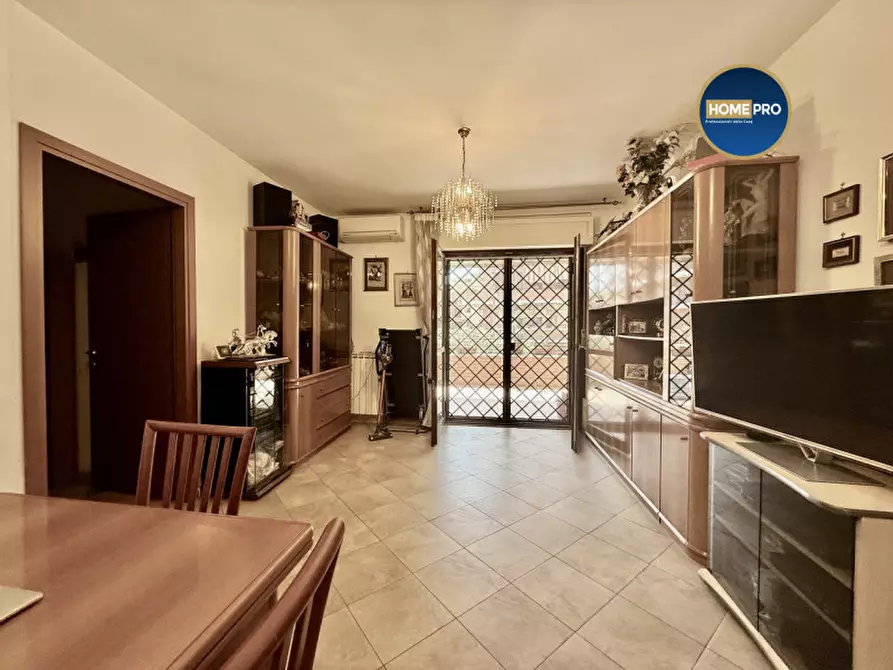 Immagine 1 di Appartamento in vendita  in Via Giuseppe De Piro a Roma