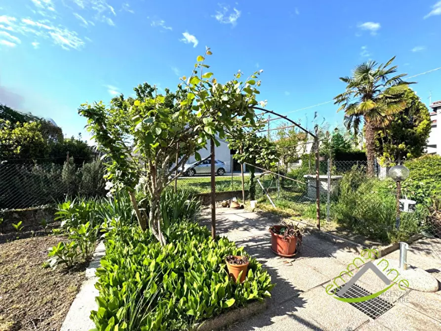 Immagine 2 di Casa bifamiliare in vendita  in Via Cesare Battisti a Mira
