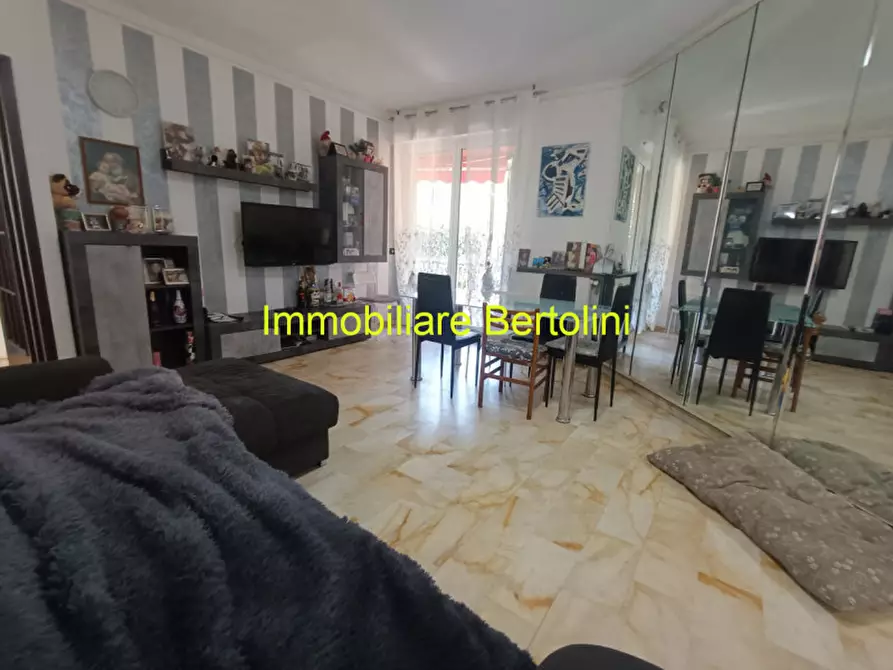 Immagine 2 di Appartamento in vendita  in VIA BONMOSCHETTO a San Remo
