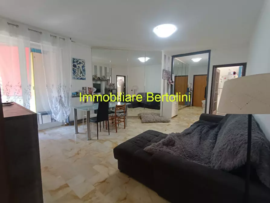 Immagine 3 di Appartamento in vendita  in VIA BONMOSCHETTO a San Remo