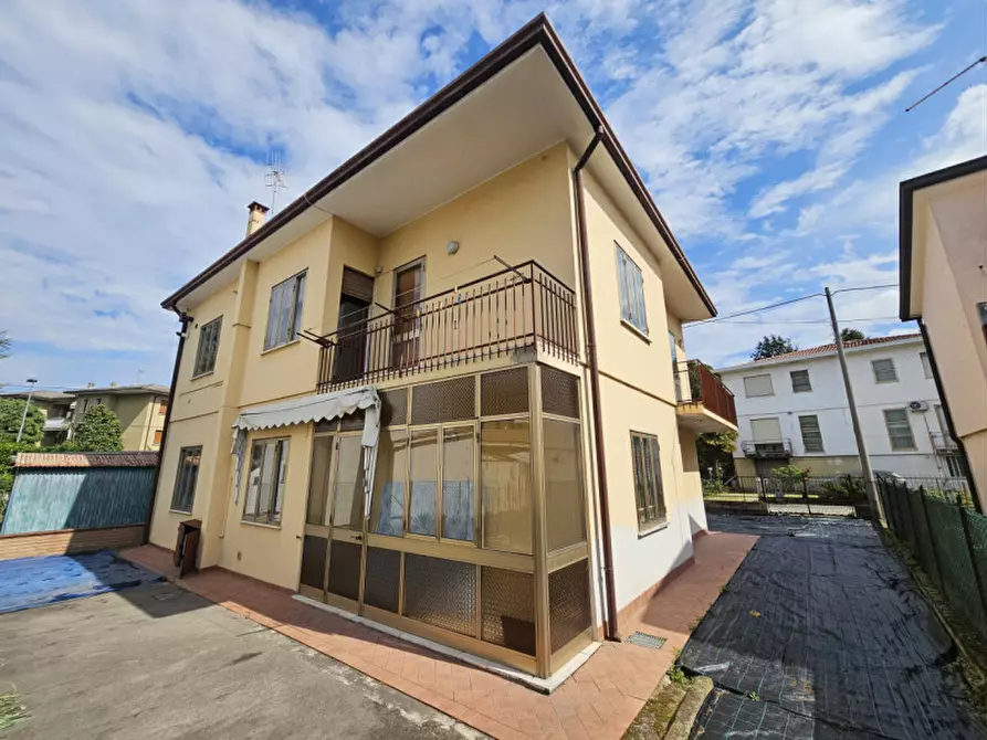 Immagine 7 di Casa bifamiliare in vendita  in VIA PLINIO a Este
