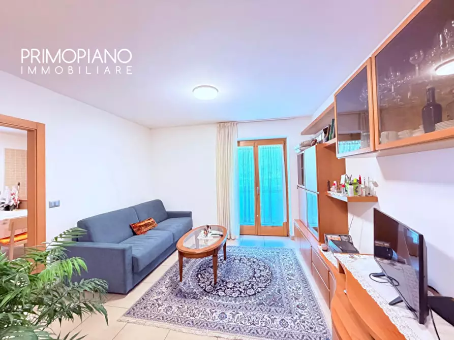 Immagine 3 di Appartamento in vendita  in Via Emanuele Lanzerotti a Romeno