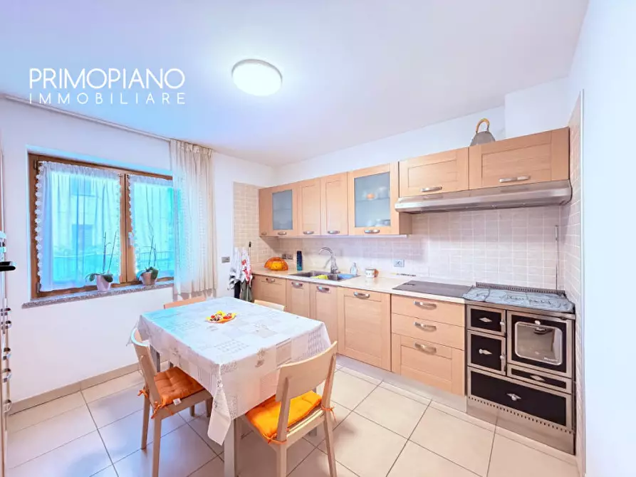 Immagine 10 di Appartamento in vendita  in Via Emanuele Lanzerotti a Romeno