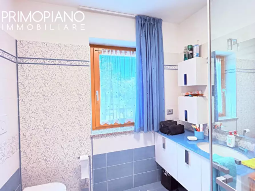 Immagine 21 di Appartamento in vendita  in Via Emanuele Lanzerotti a Romeno