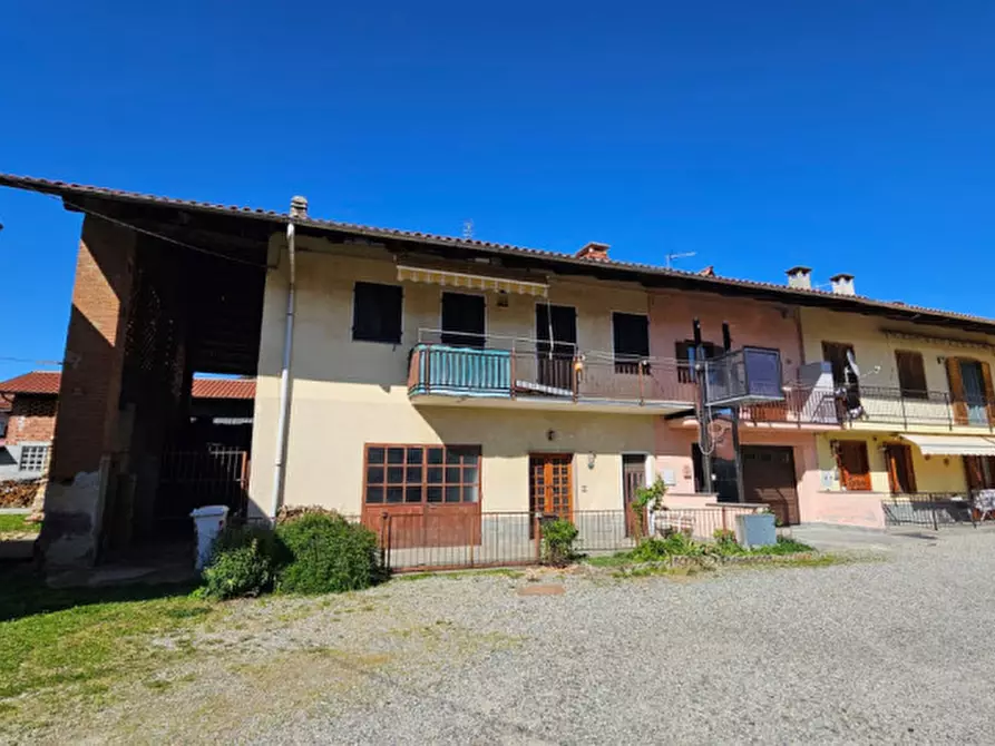 Immagine 1 di Casa indipendente in vendita  in Via M. D'Azeglio,3 a Busano