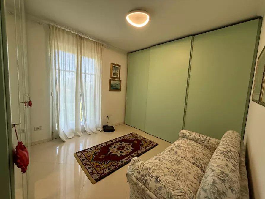Immagine 17 di Appartamento in vendita  in Via Peschiera a Lazise
