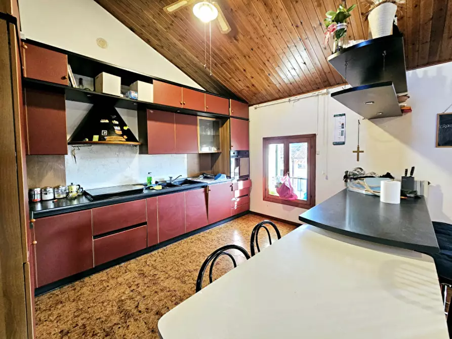 Immagine 2 di Appartamento in affitto  in VIA GAMBINA a Este
