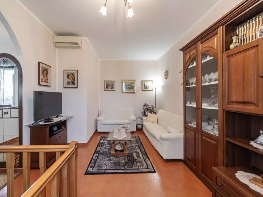 Immagine 1 di Villa in vendita  in Via del Respiro 5 a Monza