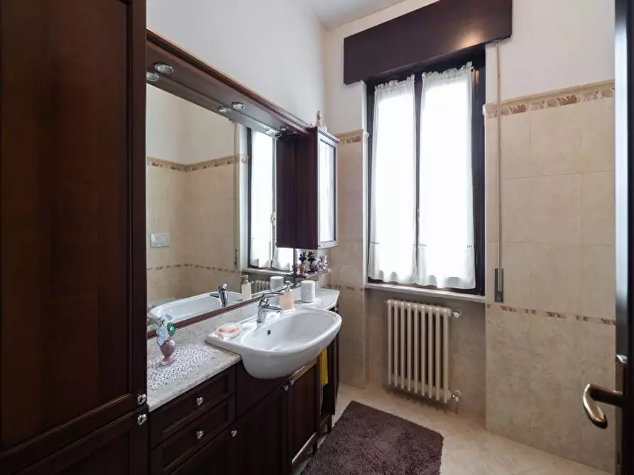 Immagine 15 di Villa in vendita  in Via del Respiro 5 a Monza