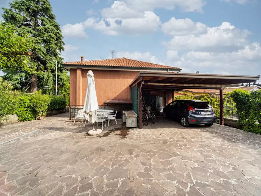 Immagine 29 di Villa in vendita  in Via del Respiro 5 a Monza