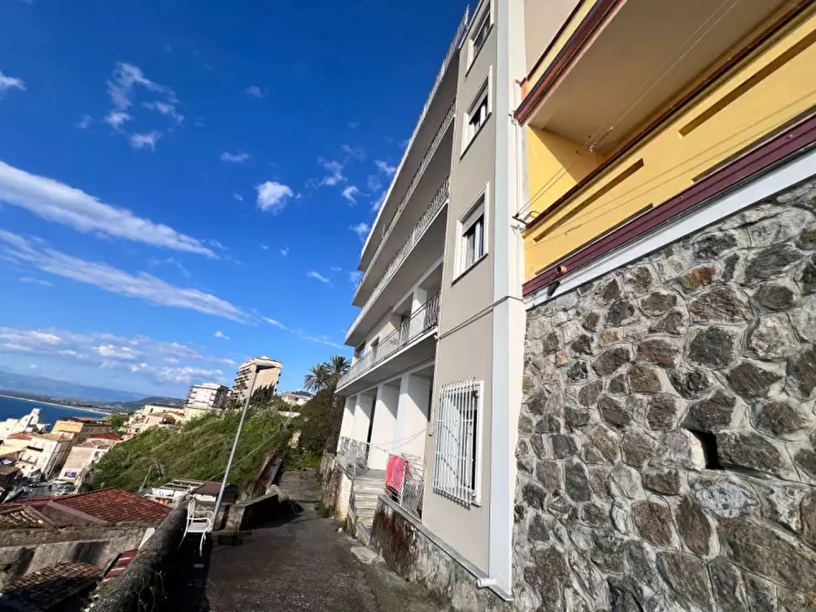 Immagine 1 di Appartamento in vendita  a Pizzo