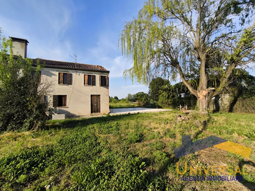 Immagine 2 di Casa bifamiliare in vendita  in Via Commerciale a Santa Giustina In Colle