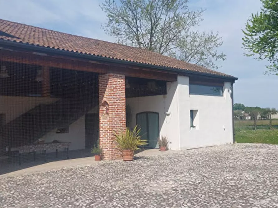 Immagine 1 di Ufficio in affitto  in Via Grantorto, 2 a Piazzola Sul Brenta