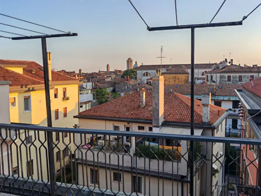 Immagine 10 di Appartamento in vendita  in Rio della Sensa a Venezia