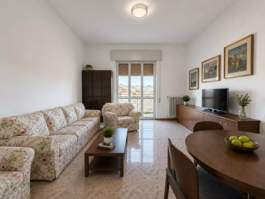 Immagine 1 di Appartamento in vendita  a Senigallia