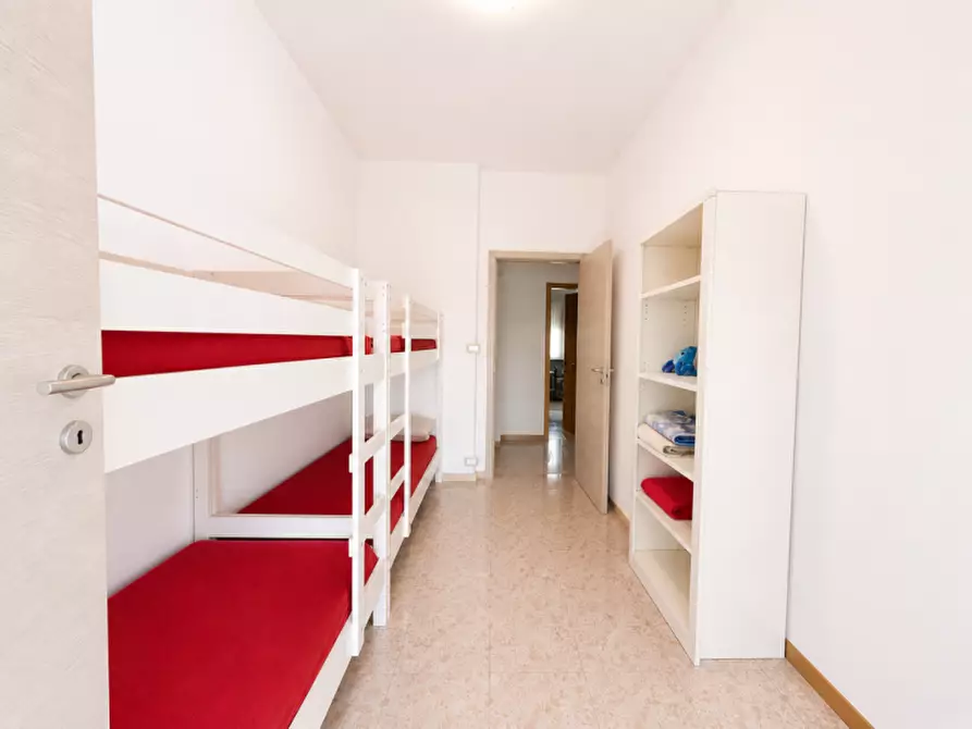 Immagine 21 di Appartamento in vendita  a Senigallia