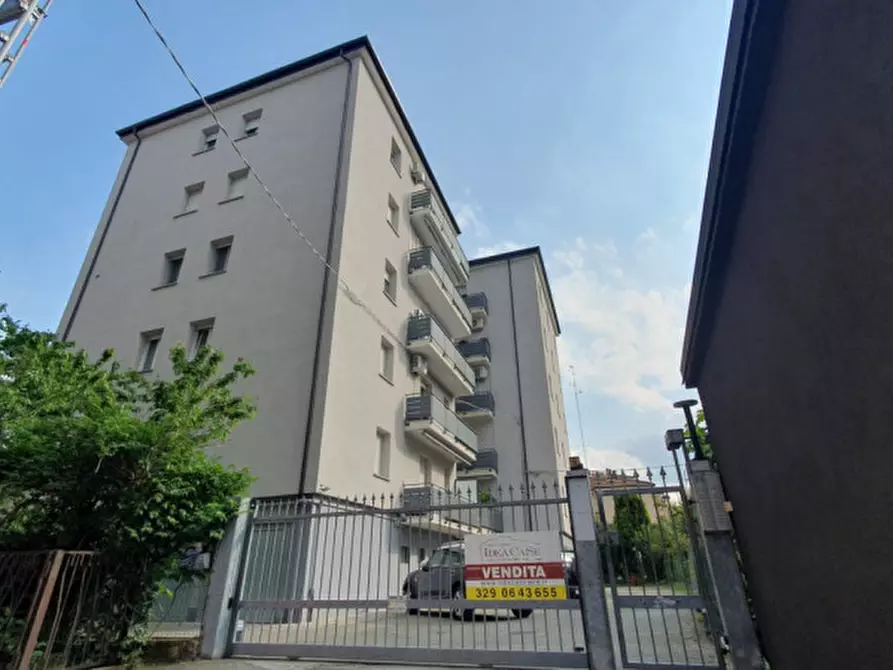 Immagine 1 di Appartamento in vendita  in via Sassi 41 a Modena