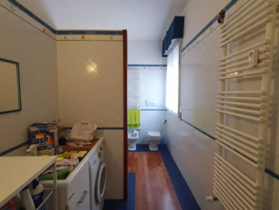Immagine 23 di Appartamento in vendita  in via Sassi 41 a Modena