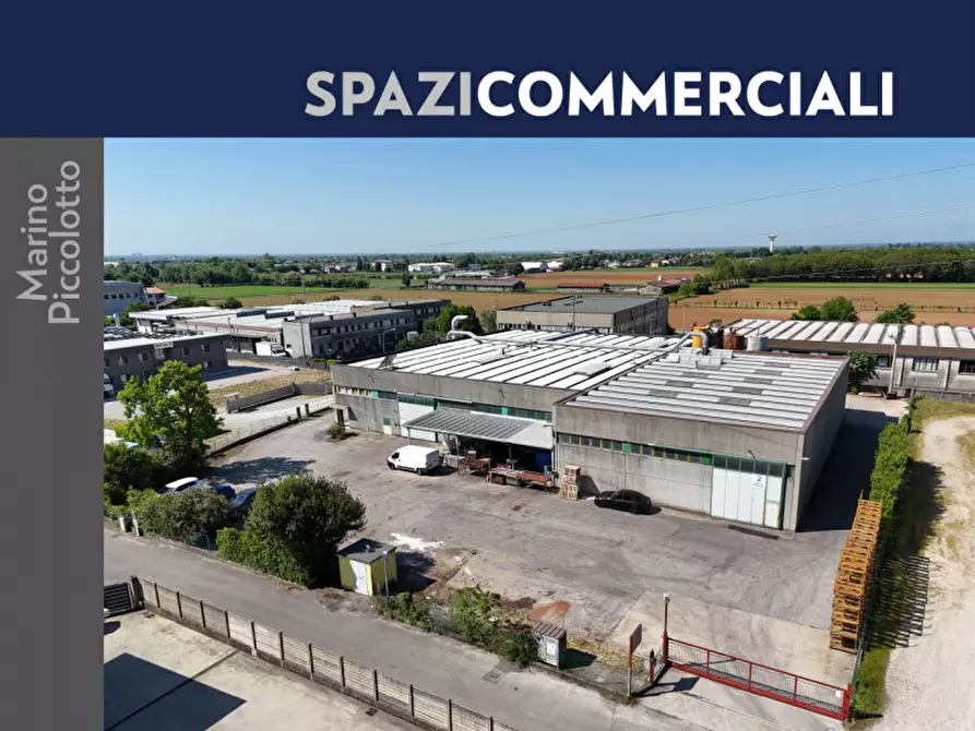 Immagine 1 di Capannone industriale in vendita  in via Mure a Altivole