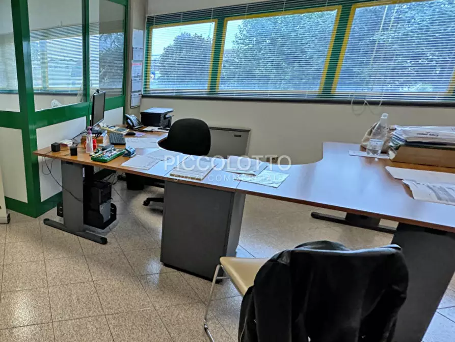 Immagine 8 di Capannone industriale in vendita  in via Mure a Altivole