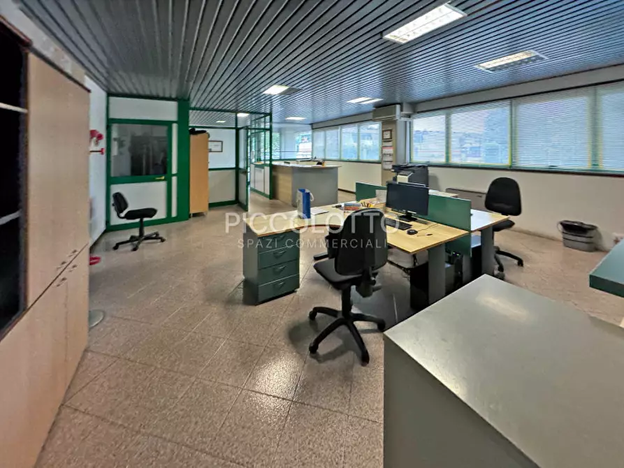 Immagine 9 di Capannone industriale in vendita  in via Mure a Altivole
