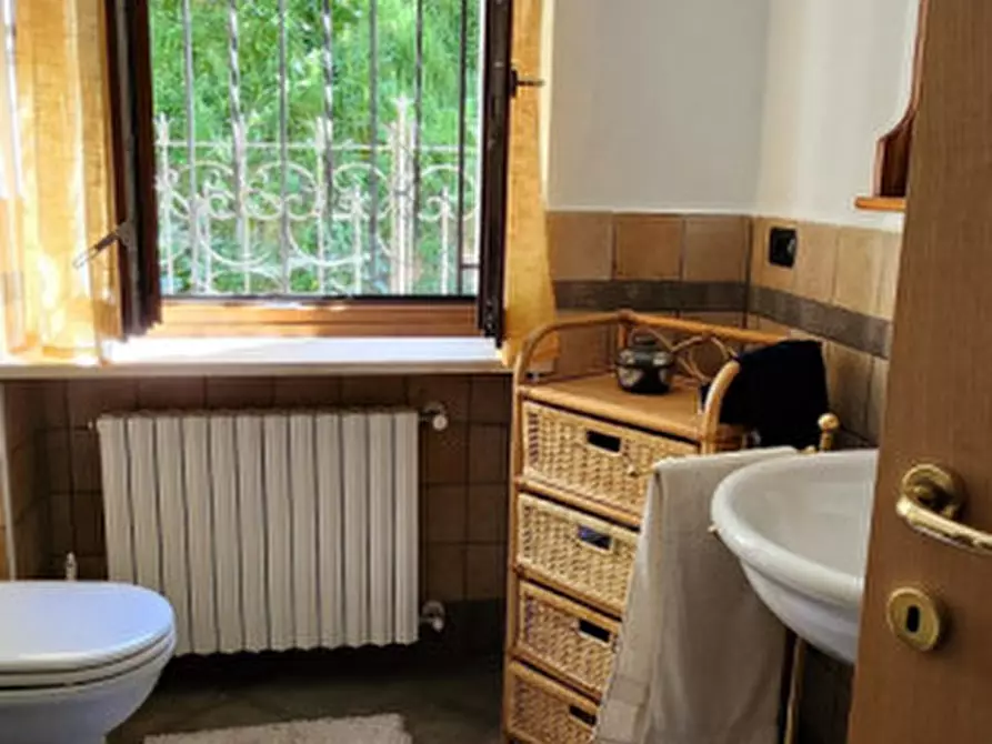 Immagine 20 di Villetta a schiera in vendita  in Via Roma a Corvino San Quirico