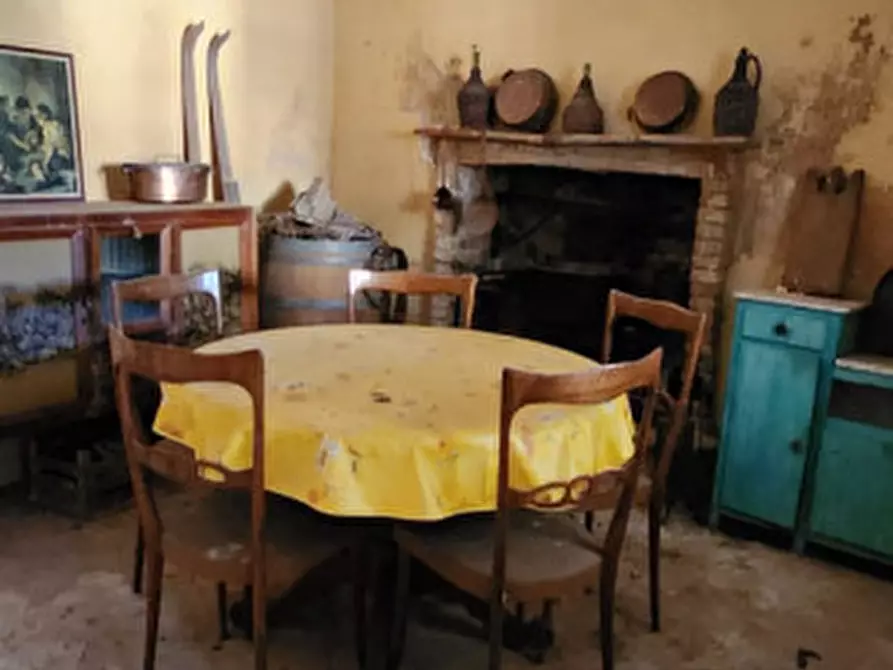 Immagine 25 di Villetta a schiera in vendita  in Via Roma a Corvino San Quirico
