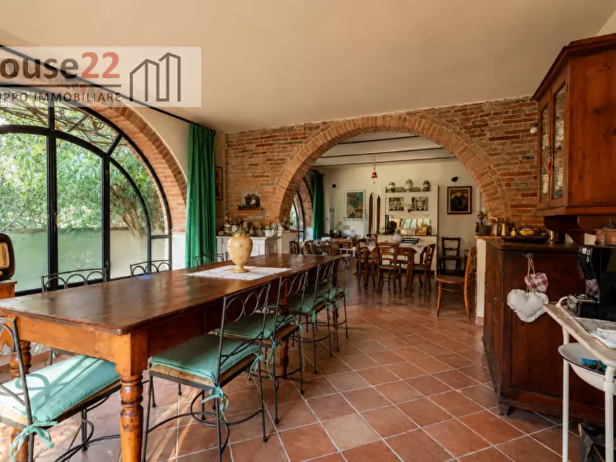 Immagine 26 di Villa in vendita  a Arezzo