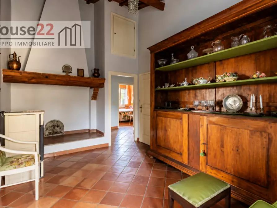 Immagine 33 di Villa in vendita  a Arezzo