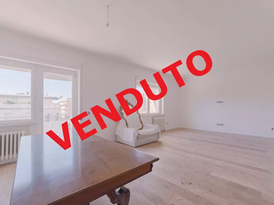 Immagine 1 di Attico in vendita  in VIA RAFFAELLO, 15 a Pescara