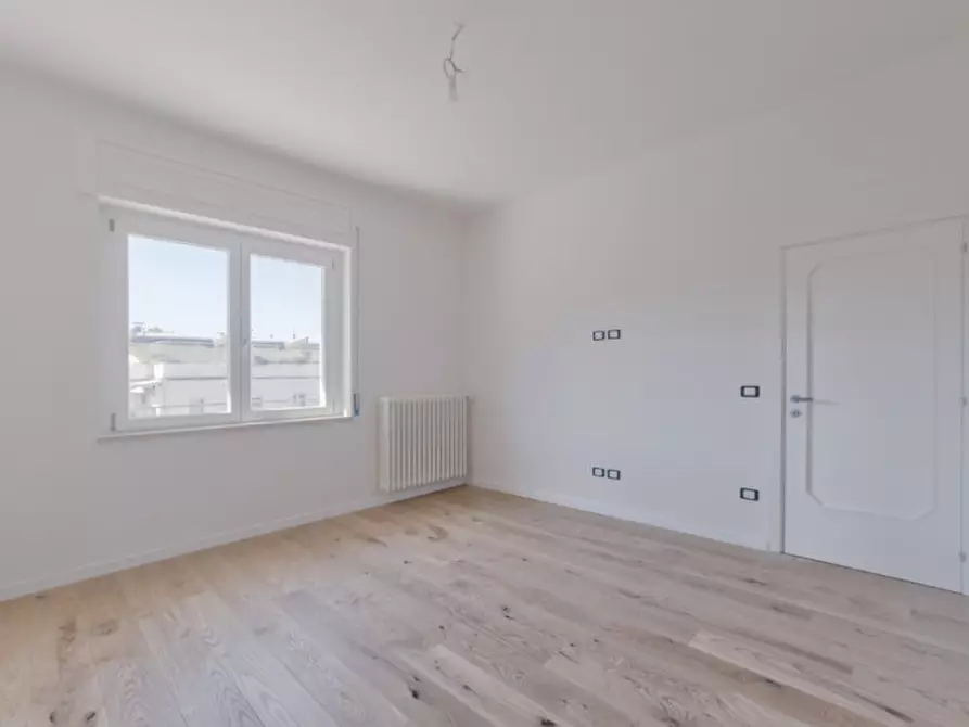Immagine 22 di Attico in vendita  in VIA RAFFAELLO, 15 a Pescara