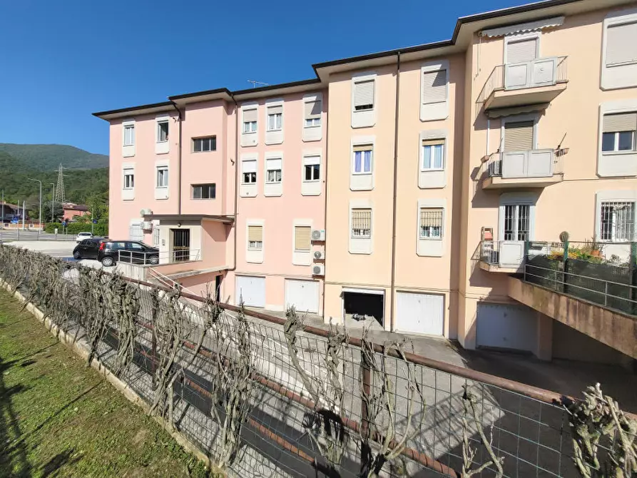 Immagine 18 di Appartamento in vendita  in Via Le Brede 2 a Bovezzo