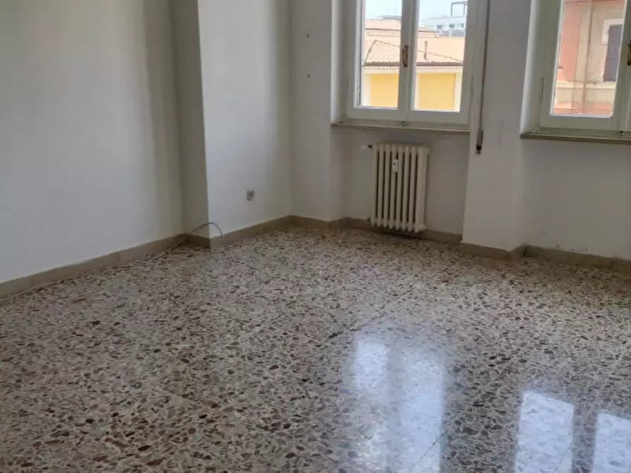 Immagine 6 di Appartamento in vendita  in Viale Curio Dentato a Terni