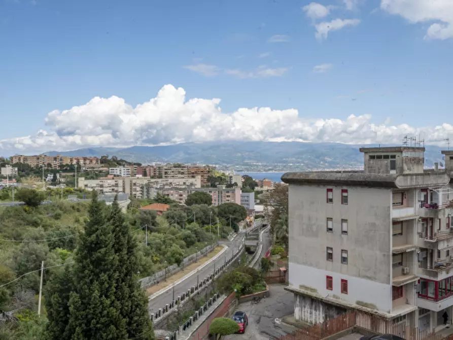 Immagine 16 di Appartamento in vendita  in via sofia idelson 16 a Messina