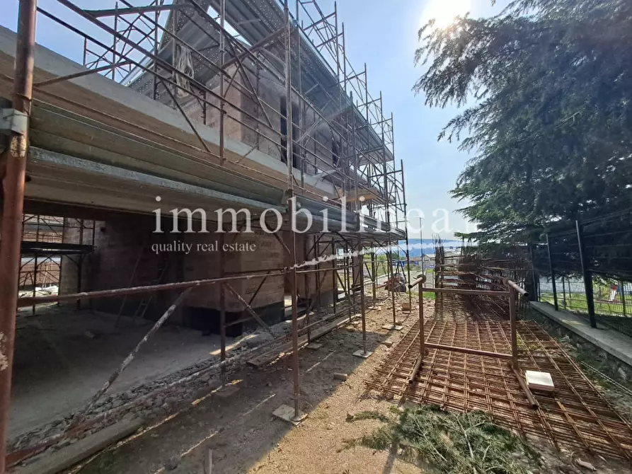 Immagine 7 di Villa in vendita  in via danzie a Affi