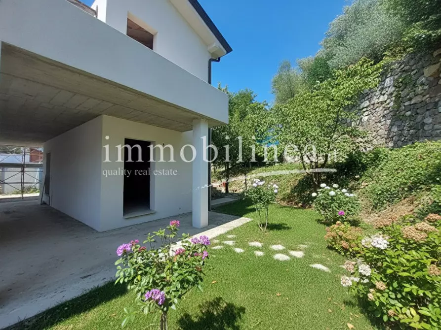 Immagine 16 di Villa in vendita  in via danzie a Affi